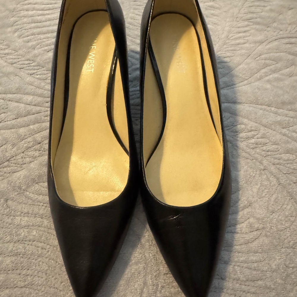 Nine West Black Pointed Toe Heels